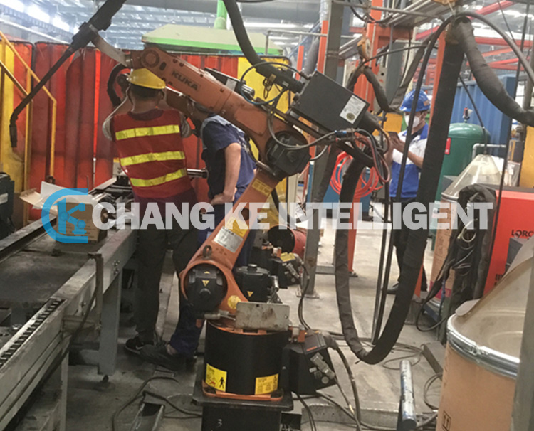 Repair the KUKA welding robot Repair the KUKA welding robot
